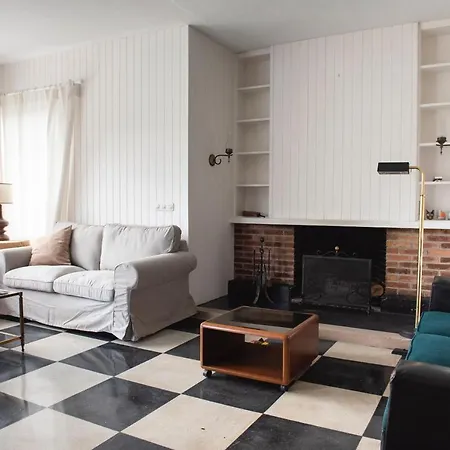 En El Sardinero A 5 Minutos De La Playa. Apartamento