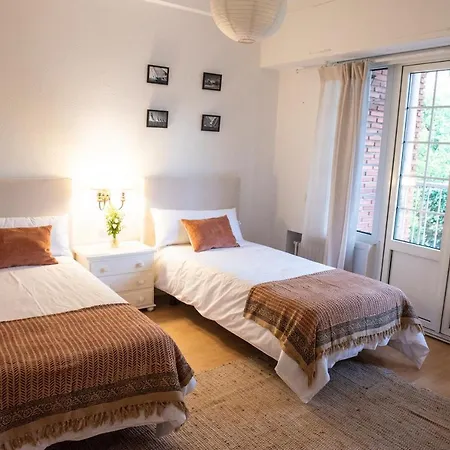 En El Sardinero A 5 Minutos De La Playa. Apartamento Santander